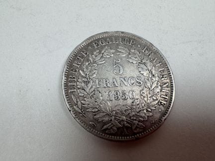Pièce de 5 francs argent Cérès 1850 A.
Poids : 25 