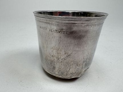 Timbale curon en argent 950/1000, le buvant à déco