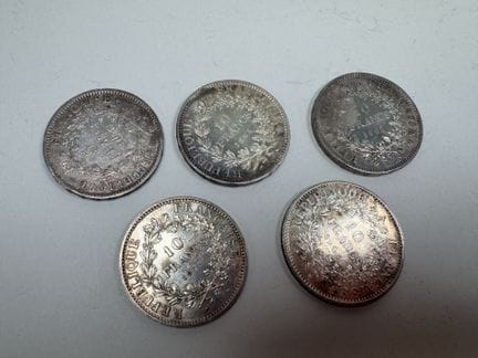 5 pièces argent de 10 francs Hercule, XXe.
Poids :