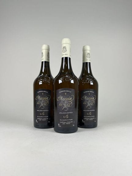 **MACVIN DU JURA.
Domaine Macle.
17%. 3 bt.
TVA ré