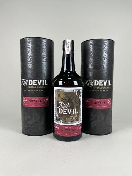RON ENVEJECIDO.
Uitvlugt - Kill Devil.
Guyana. 199