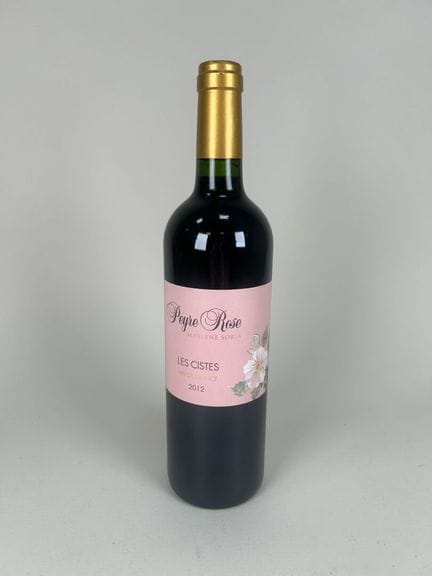 法国葡萄酒。
佩尔·罗斯 玛琳·索里亚。
莱斯·西斯特。2012年。1瓶。