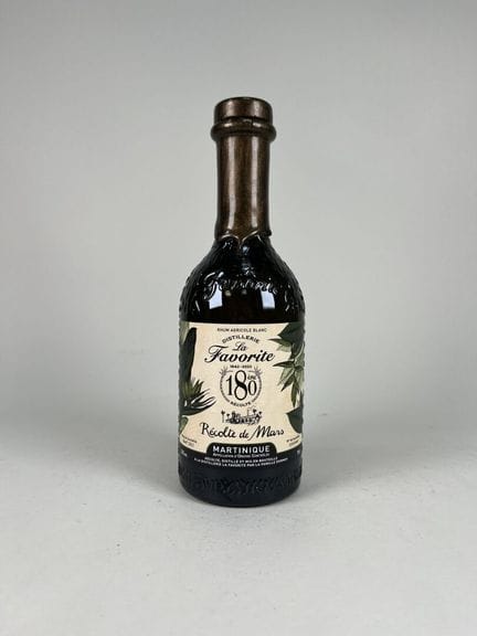 RON BLANCO.
La Favorite.
Cosecha de marzo.
2022. 5