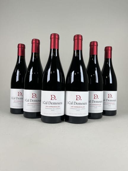 **TERRASSES DU LARZAC.
Mas Cal Demoura.
Les Combar