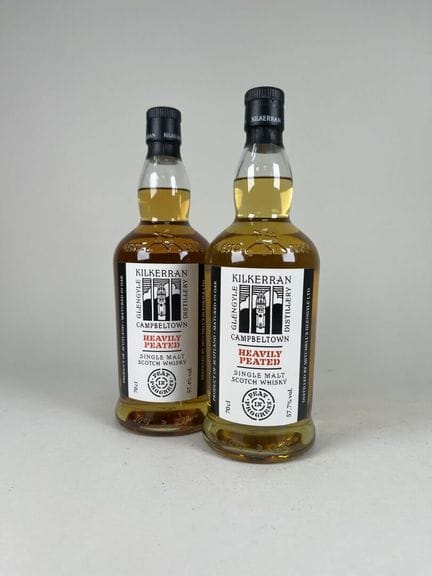 WHISKY.
Kilkerran.
Muy ahumado.
57,4 % y 57,7 %. 2