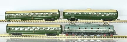 JEP, Ho.
Passenger train as-is, with missing parts
