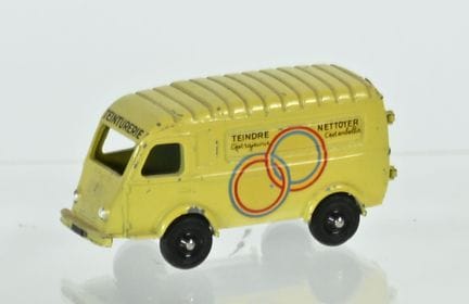 GIJ.
Renault 1,000 kg van, circa 1959, yellow mode
