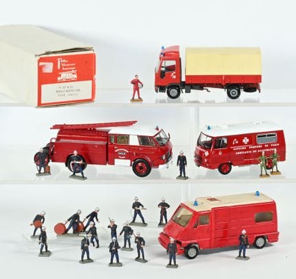 CONRAD, MVI, PRESS COLLECTION.
4 fire trucks in 1/