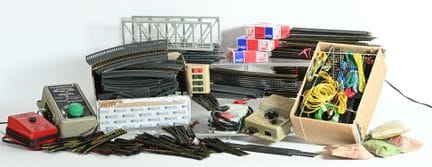 JOUEF Ho.
Track accessories in near-new condition: