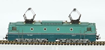 Gérard TAB.
SNCF motor car, CC7107, complete, all-