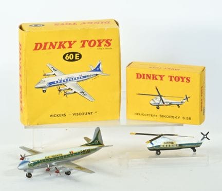 DINKY TOYS.
2 original models, like-new condition,