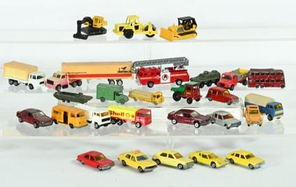 MAJORETTE, LESNEY, and various other brands, 27 ve