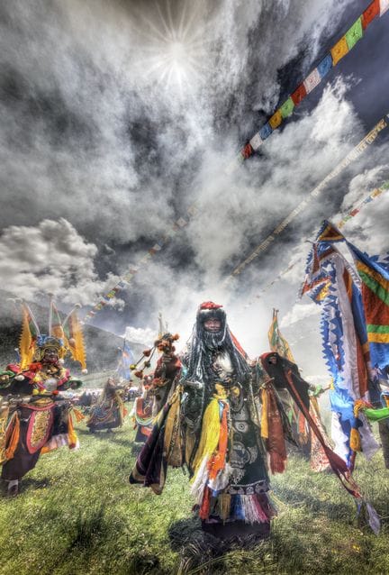 Matthieu RICARD (Born in 1946)
Akou Trothong, uncl
