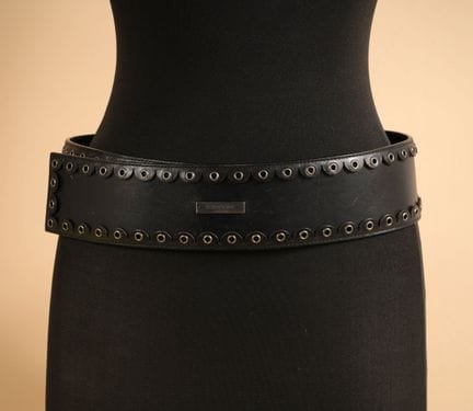 * YVES SAINT LAURENT RIVE GAUCHE CIRCA 2010
Black 