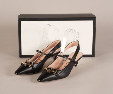 * GUCCI
PAIO DI SLINGBACK "ZUMI" in capretto Malag
