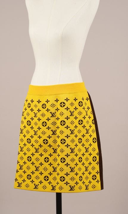 * LOUIS VUITTON PAR NICOLAS GHESQUIERE (2020)
GONN
