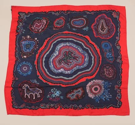 * HERMES
 CARRE in printed silk twill titled "Pier