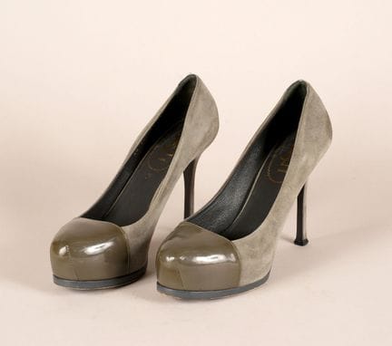 * YVES SAINT LAURENT RIVE GAUCHE
COPPIA DI SCARPET