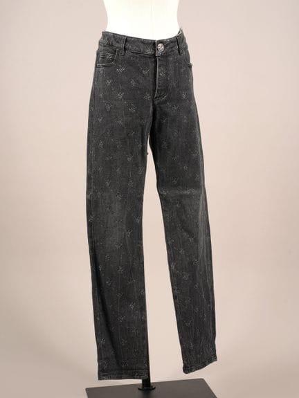 * CHANEL DI VIRGINIE VIARD, CIRCA 2019
JEANS in co