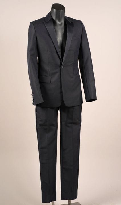 * DIOR HOMME
SMOCKING in lana e mohair blu inchios