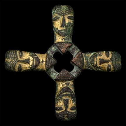 Hunnish Gilt Strap Attachment with Four Stylised H