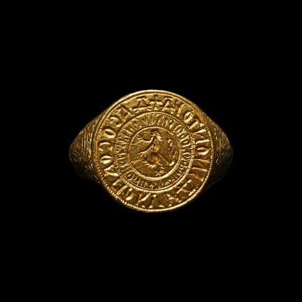 Grande anello sigillare veneto-bizantino in oro co