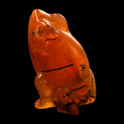Amuleto babilonese in corniola a forma di rana. I 