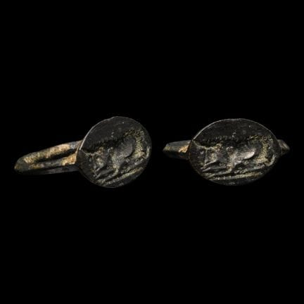 Anello greco in bronzo per bambini con toro distes