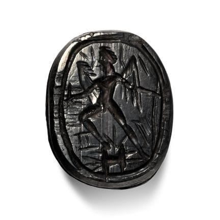 Scarabeo in ematite del periodo egizio-fenicio con