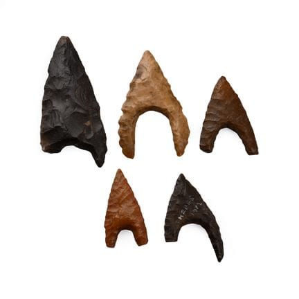 Egyptian Stone Age Knapped Arrowhead Group from Th