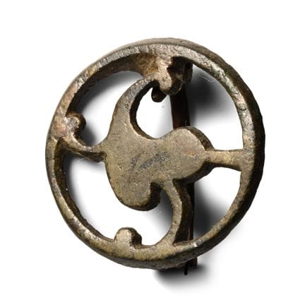 Broche romaine en bronze ajourée. IIIe-IVe siècle 