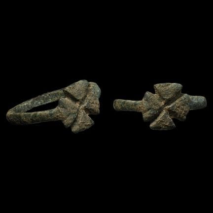 Byzantine Bronze Ring with Cross. The Kal Noselson