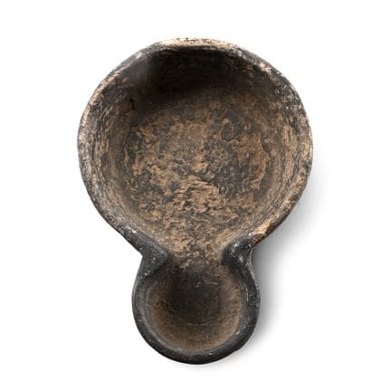 Byzantinische Terrakotta-Öllampe. 8.–9. Jahrhunder