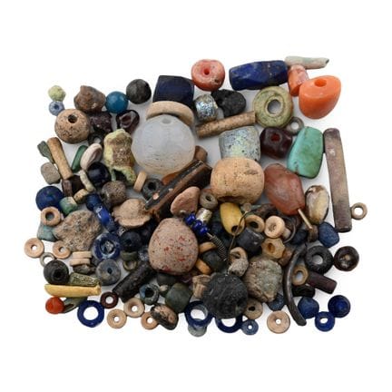 Collection de perles romaines et autres perles div