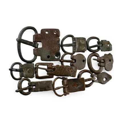 Collection de boucles en bronze, de l'époque romai