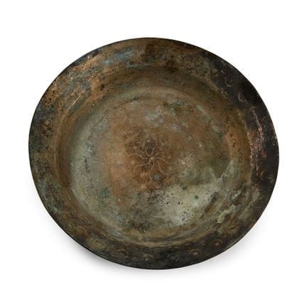 Große westasiatische Bronzeplatte mit Stern- und H