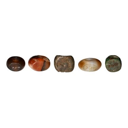 Collection de sceaux en agate et en bronze de l'ép