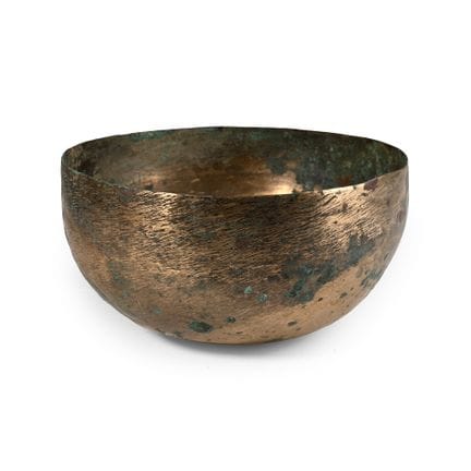 Große Bronzeschale aus der Zeit der Qaznawiden. Um