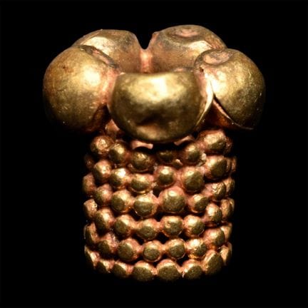 Westasiatische Granulatperle aus Gold. 1. Jahrtaus