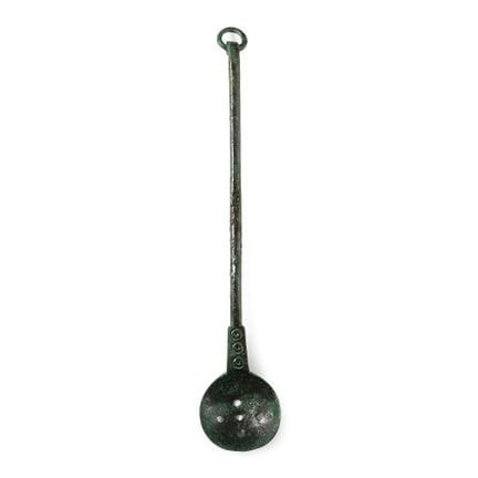 Sächsischer Bronzesieb-Löffel. 5.–6. Jahrhundert n