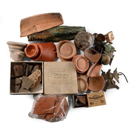 Ensemble d'objets datant de l'âge du bronze à la f