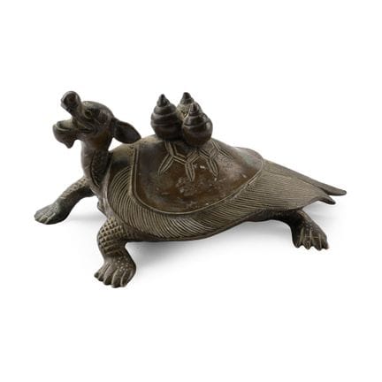 Dragon-tortue de style chinois en bronze d'époque.