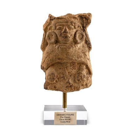 Figurine en céramique précolombienne représentant 
