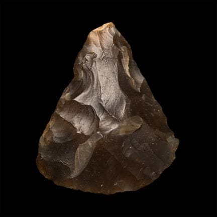Outil en silex finement taillé de l'âge de pierre,