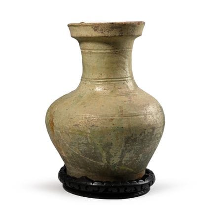 Vase chinois de type « Hu ». Accompagné d'un rappo