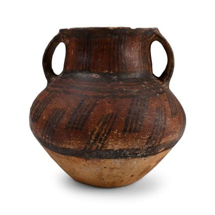Vase en terre cuite peint de style chinois. Périod