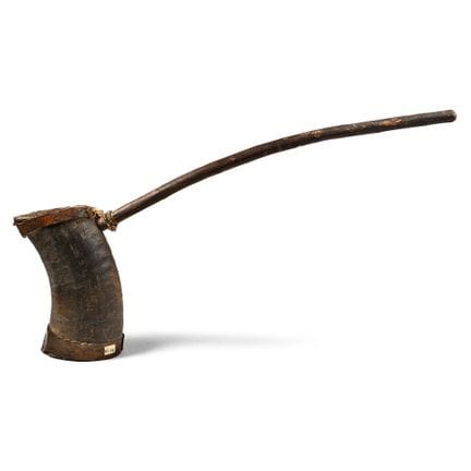 Pipa de opio de cuerno del sudeste asiático. Aprox