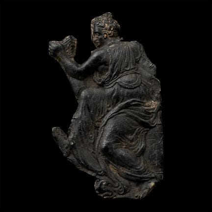 Fragment en plomb de la Renaissance représentant u