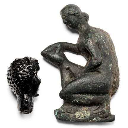 Ensemble d'objets d'art de style romain. XXe siècl