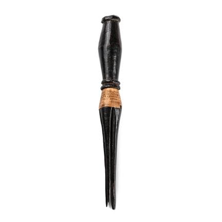 Batidor de madera fiyiano «caníbal». Siglo XIX d. 